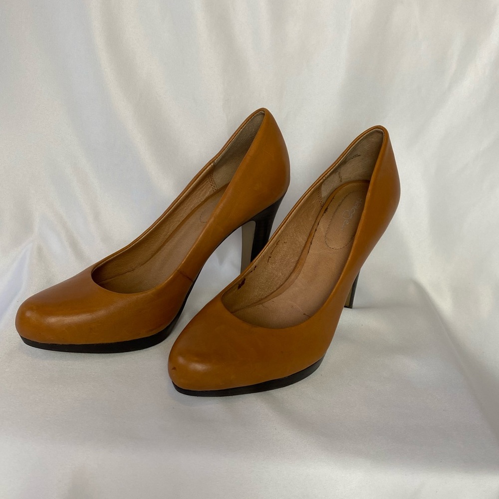 halogen Leather heels size 5.5